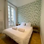 Appartement de standing proche ArcTriomphe - 8P